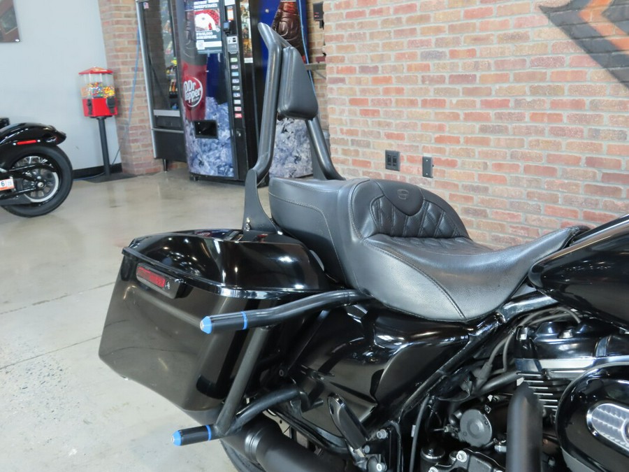2019 Harley-Davidson® FLTRXS Road Glide® Special
