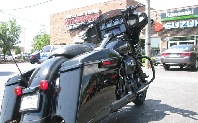 2019 Harley-Davidson® FLHXS - Street Glide® Special