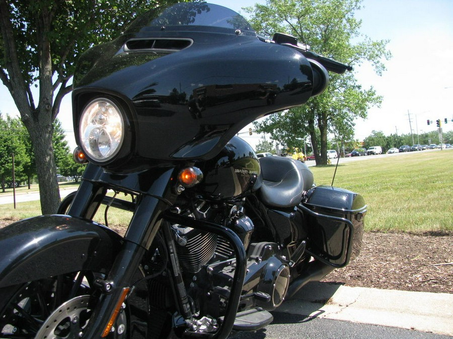 2019 Harley-Davidson® FLHXS - Street Glide® Special