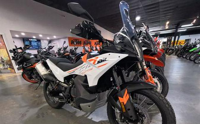 2024 KTM 790 Adventure