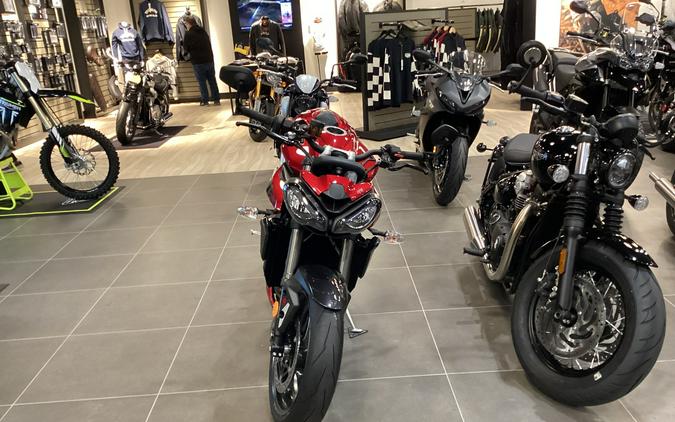 2024 Triumph Street Triple 765