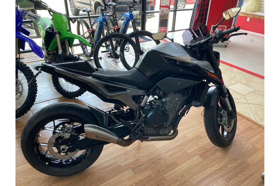 2019 KTM 790 Duke