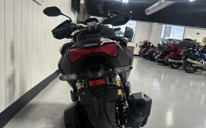 2025 Honda ADV 160