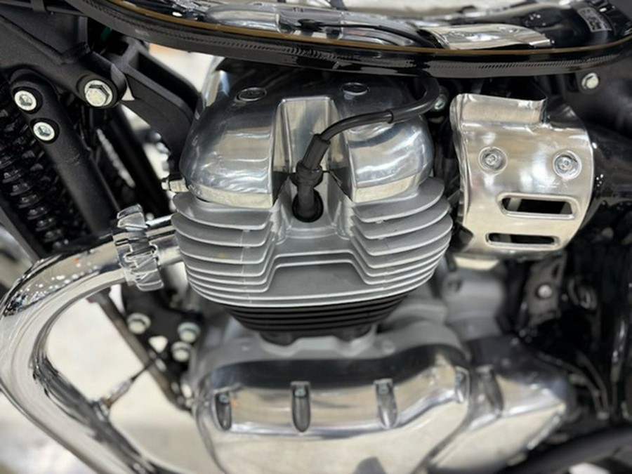 2026 Royal Enfield Classic 650 Black Chrome