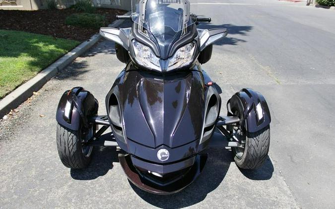 2013 Can-Am® Spyder® ST Limited