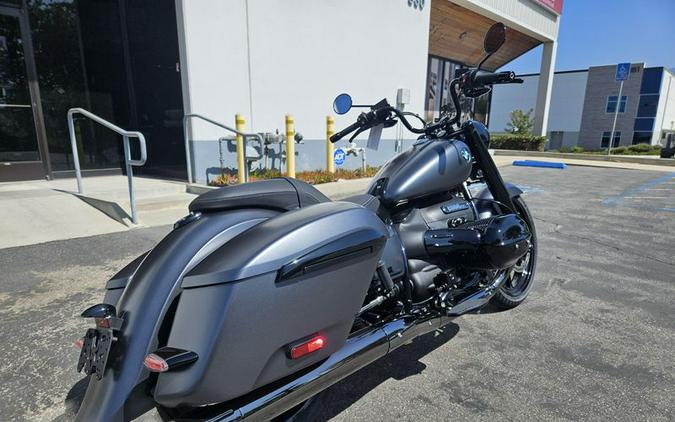 2025 BMW R 18 Roctane