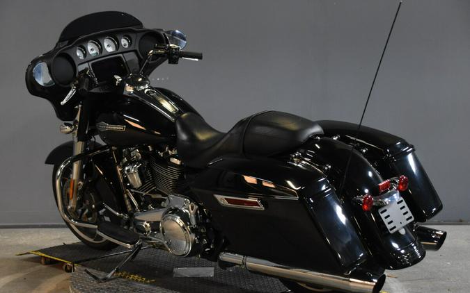 2023 Harley-Davidson Street Glide