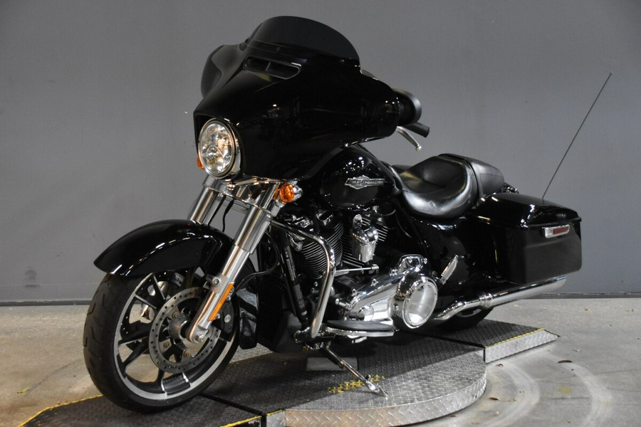 2023 Harley-Davidson Street Glide