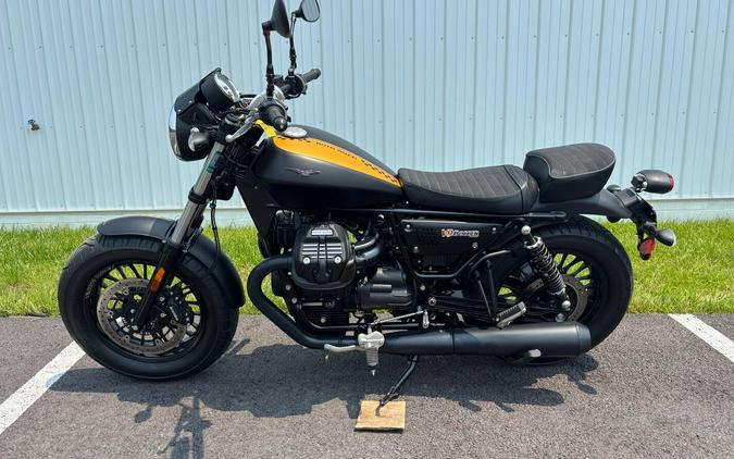 2017 MOTO GUZZI V9 Bobber