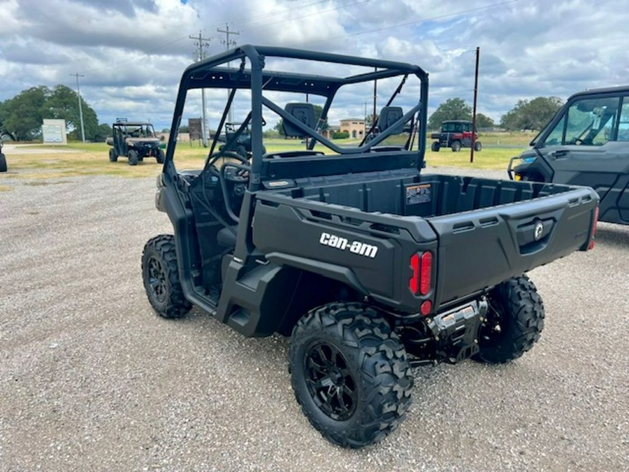 2026 Can-Am Defender DPS HD7