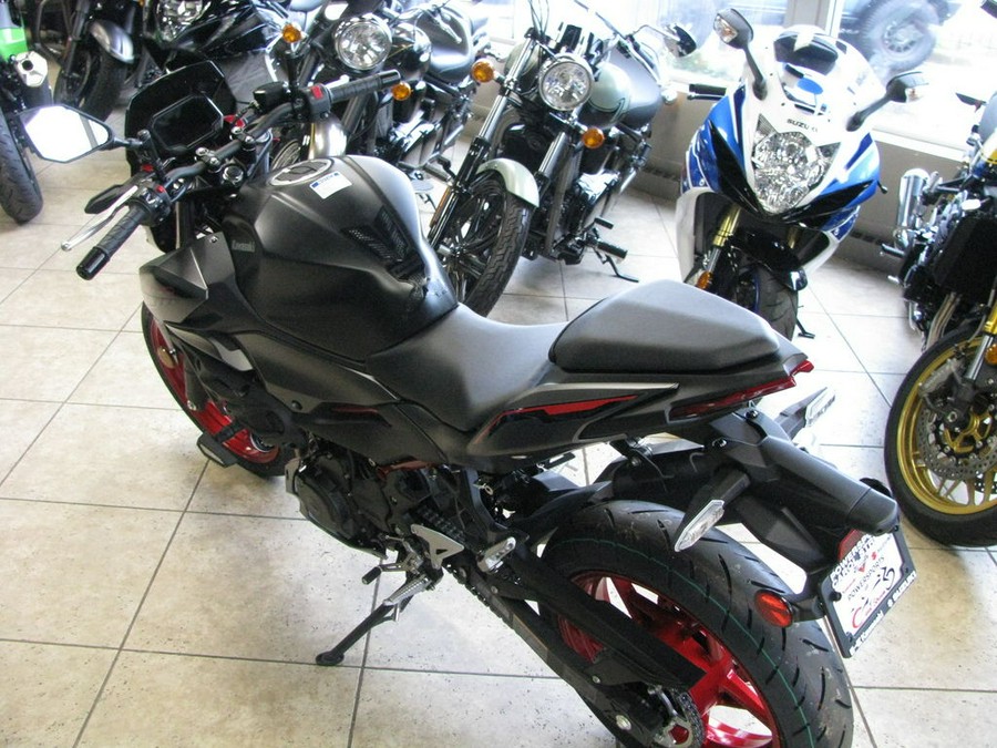 2024 Kawasaki Z500 SE ABS