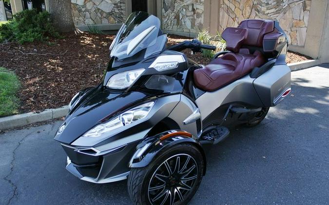 2015 Can-Am® Spyder® RT-S Special Series 6-Speed Semi-Automatic (SE6)