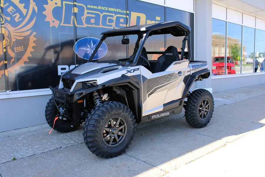 2024 Polaris Industries GENERAL XP 1000 ULTIMATE - MATTE SILVER QUARTZ