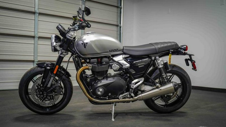 2025 Triumph Speed Twin 1200 Aluminum Silver