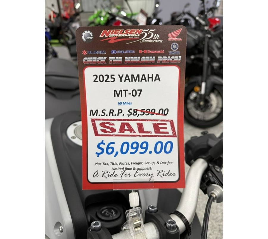 2025 Yamaha MT 07