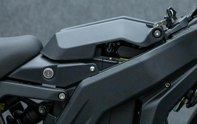 2025 E RIDE PRO S 17"