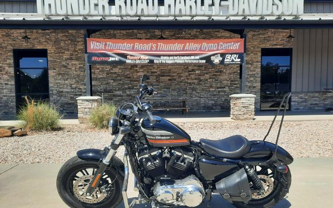 2018 Harley-Davidson® Iron 1200™ Vivid Black