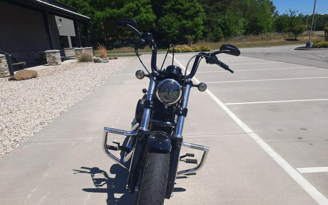 2018 Harley-Davidson® Iron 1200™ Vivid Black