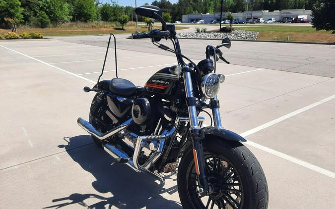 2018 Harley-Davidson® Iron 1200™ Vivid Black