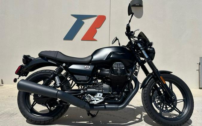 2021 Moto Guzzi V7 Stone E5