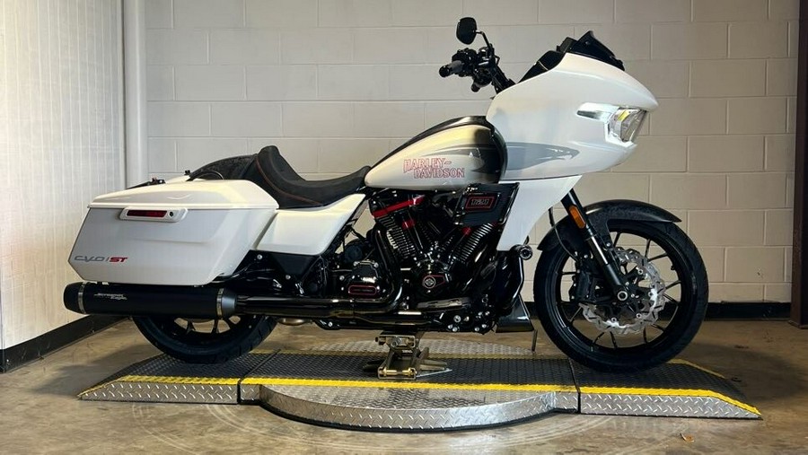 FLTRXSTSE 2024 CVO™ Road Glide® ST