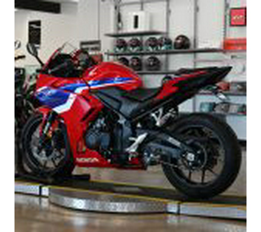 2025 Honda CBR500R