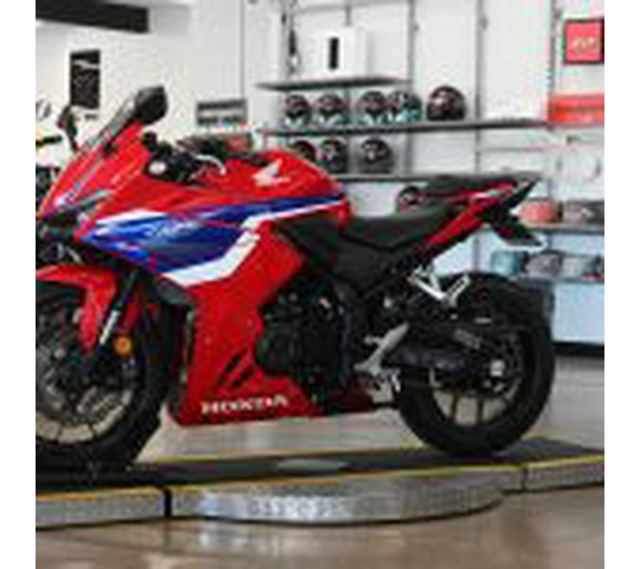 2025 Honda CBR500R