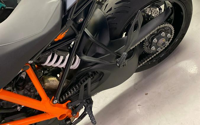 2023 KTM 1290 SUPER DUKE GT