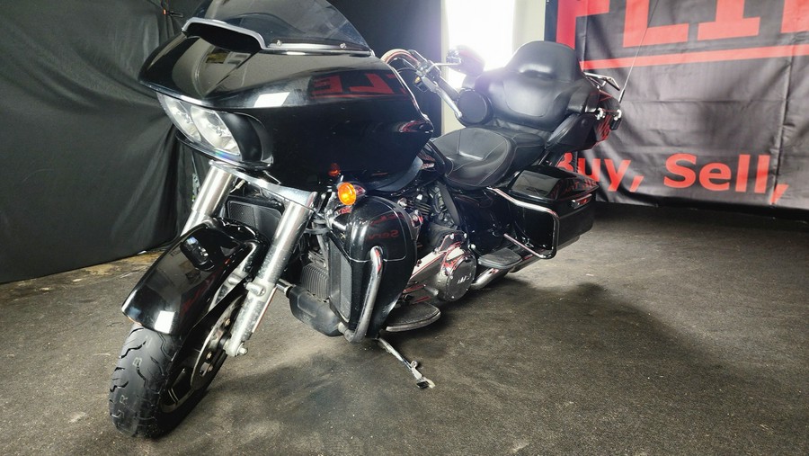 2021 HARLEY-DAVIDSON FLTRK ROAD GLIDE LIMITED - F672645
