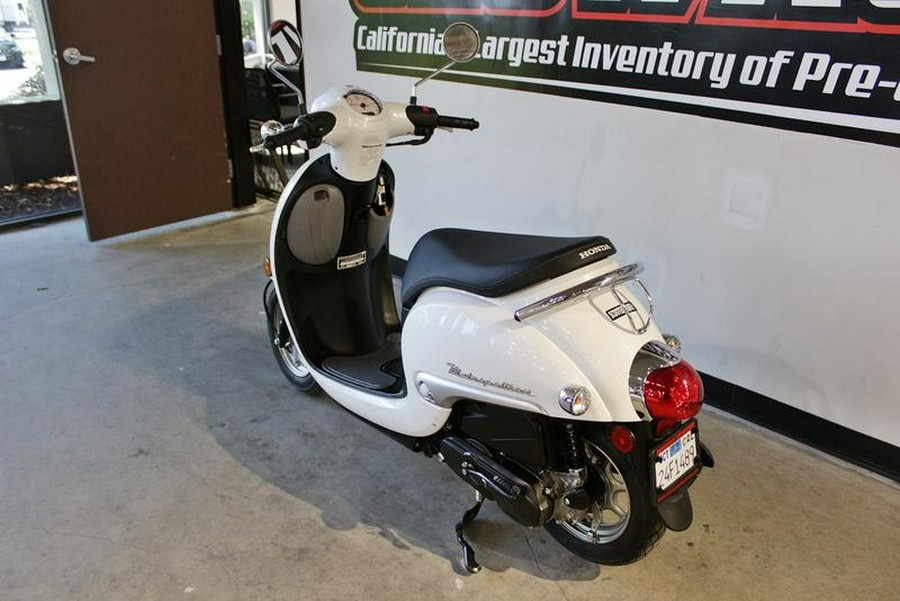 2017 Honda® Metropolitan