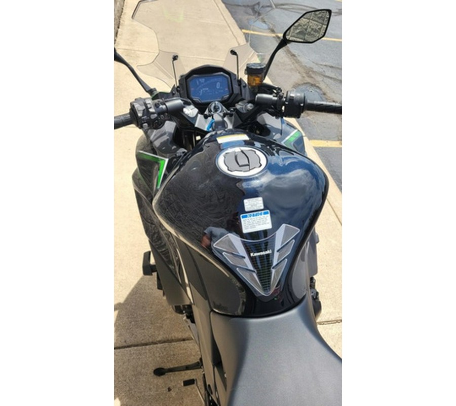 2023 Kawasaki Ninja 1000 SX