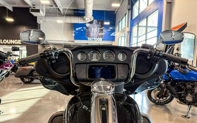 2021 Harley-Davidson Trike FLHTCUTG - Tri Glide Ultra