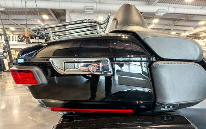 2021 Harley-Davidson Trike FLHTCUTG - Tri Glide Ultra