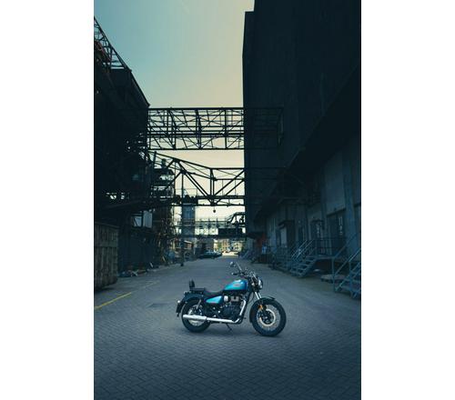 FIRST RIDE: 2021 Royal Enfield Meteor 350