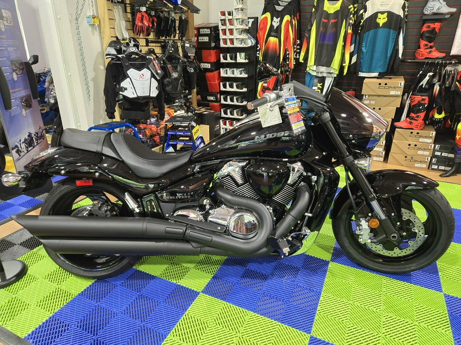 2024 Suzuki Boulevard M109R