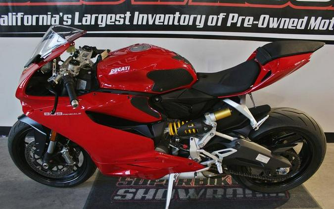 2015 Ducati 899 Panigale Red