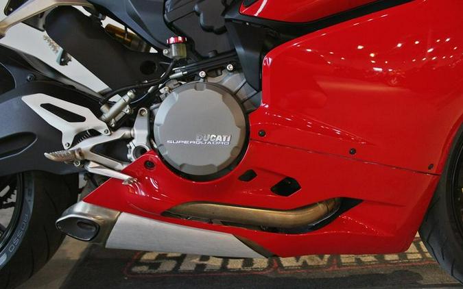 2015 Ducati 899 Panigale Red