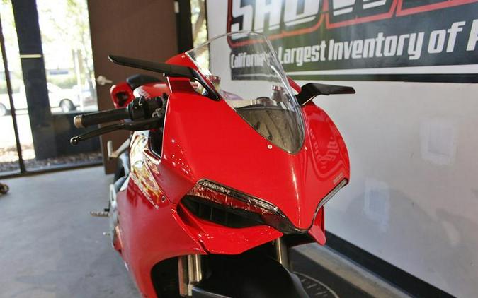 2015 Ducati 899 Panigale Red