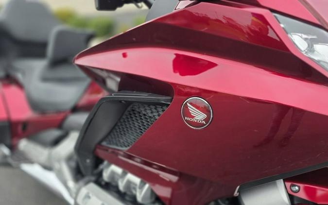 2018 Honda Gold Wing Tour Candy Ardent Red