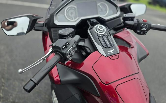 2018 Honda Gold Wing Tour Candy Ardent Red