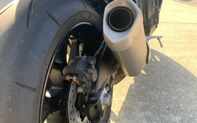 2024 Yamaha YZF-R1