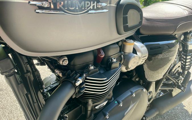 2024 Triumph Bonneville T120 Black