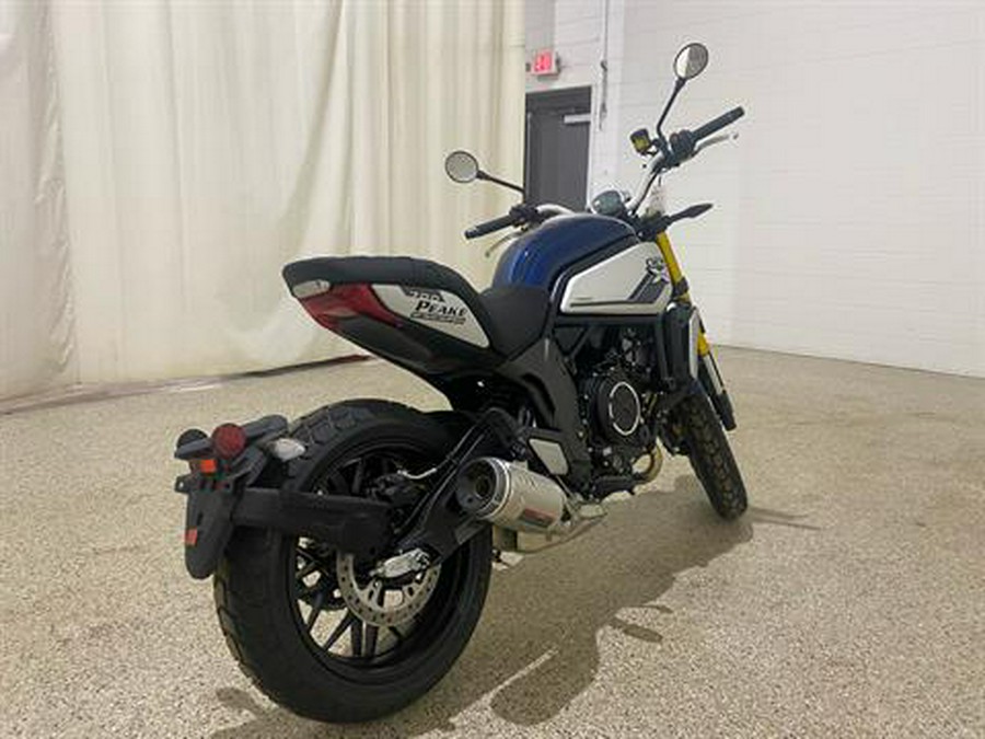 2022 CFMOTO 700CL-X