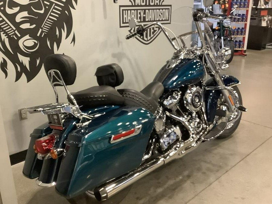 2020 Harley-Davidson® FLHC - Softail® Heritage Classic