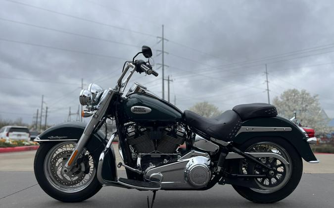 2024 Harley-Davidson® Heritage Classic FLHCS Alpine Green 017240