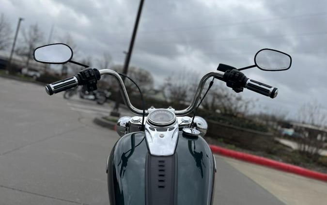 2024 Harley-Davidson® Heritage Classic FLHCS Alpine Green 017240