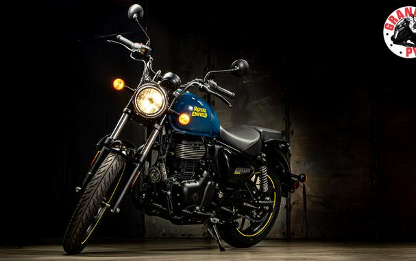 2023 Royal Enfield Meteor 350 Fireball Blue