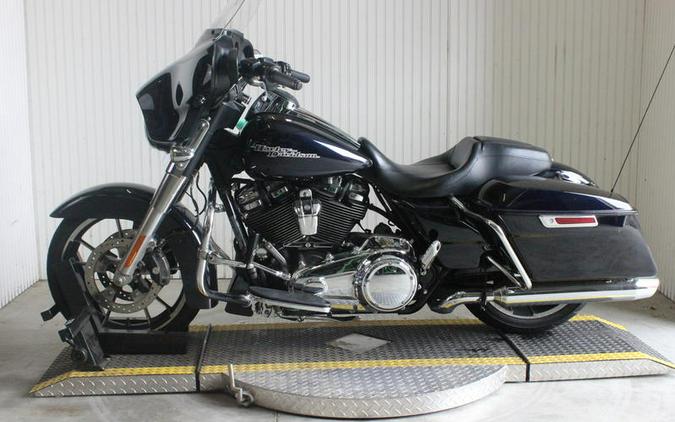 2020 Harley-Davidson® FLHX - Street Glide®