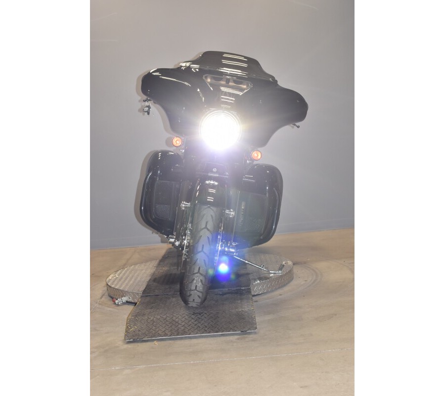 2015 Harley-Davidson Cvo Street Glide Special