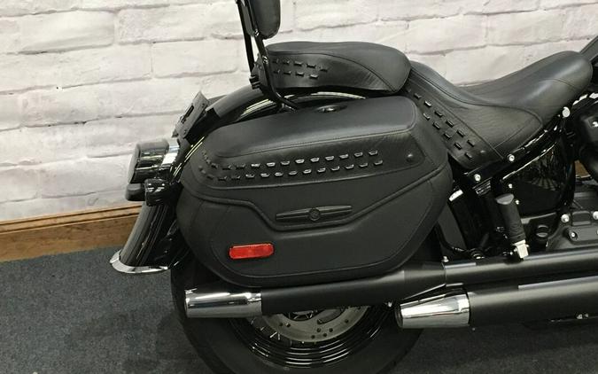 2024 Harley-Davidson Heritage Classic Black FLHCS